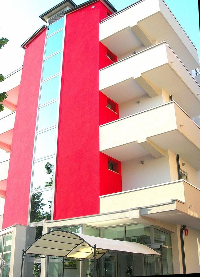Hotel Etoile Rimini Bagian luar foto